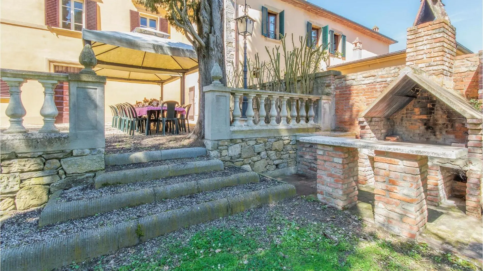 Villa Pieve, Лучиньяно